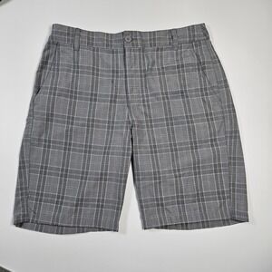 Trinity Collections Mens 32 Gray Plaid Check Shorts Y2K Golf